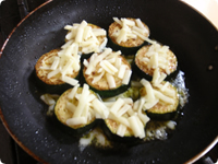 ズッキーニのトロトロチーズ焼き